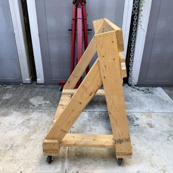 Outboard Engine Stand - Holds 2 Outboards