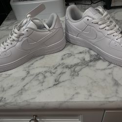 Nike Air Force (sz below) triple white all whites new without box