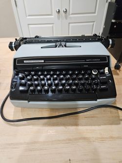 vintage Smith-Corona Super Correct electric portable typewriter