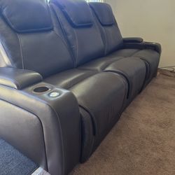 HOME THEATER SEATING