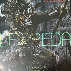 Hot Toys Alien Vs Predator requiem Wolf Predator (Heavy Weaponry)