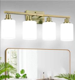 Lampara de lujo de baño dorada latón
#0041