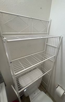 Free White bathroom shelf (97005)