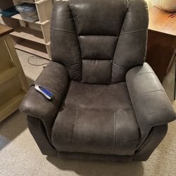 Power Lift Recliner Chair from Mathis Bros