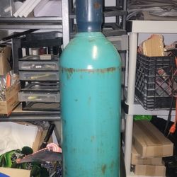 Helium Tank