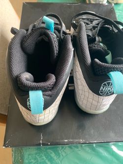 Nike Kid Basketball Sneakers Black 3y No box