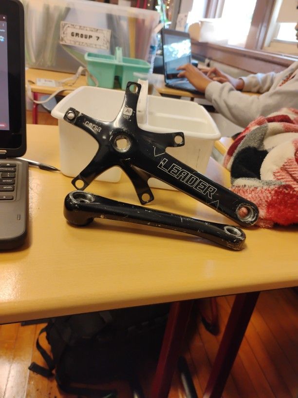 Leader Corsa Crankset 