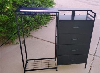Desk with 4 soft cubby drawers and outlet