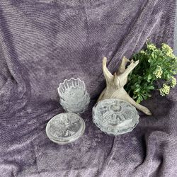 Lot Of 6  Clear Glass Bowls