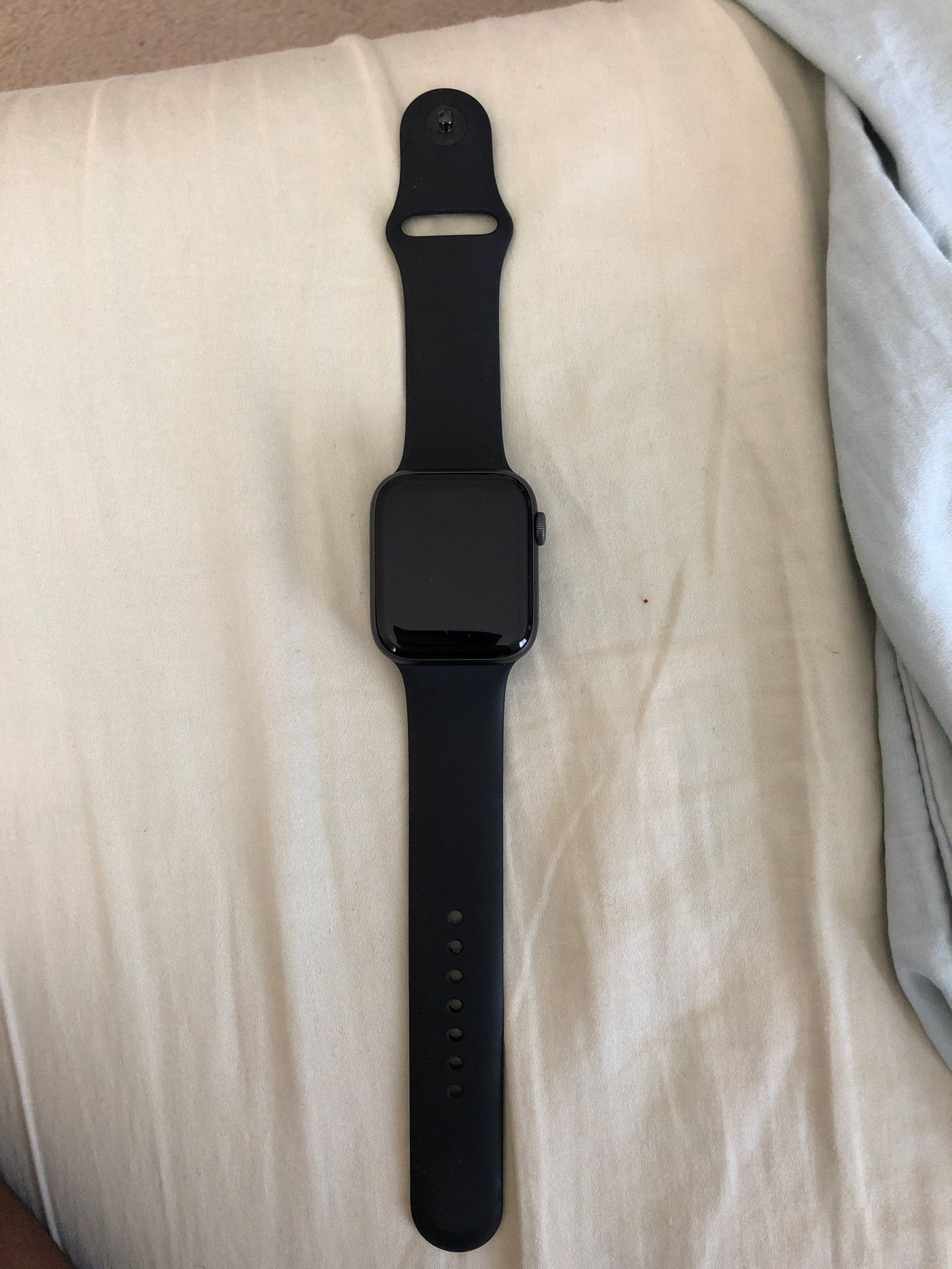 Apple Watch series 4 44mm GPS