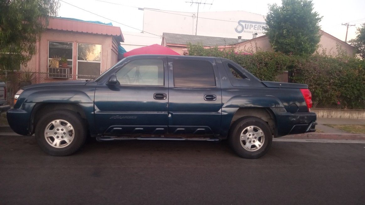 Chevy Avalanche 2004