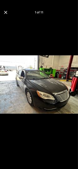 2014 CHRYSLER 200