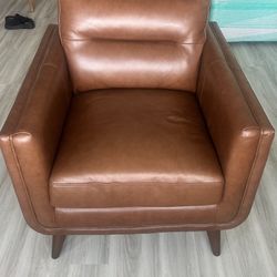 Brown Saddle Leather Chair