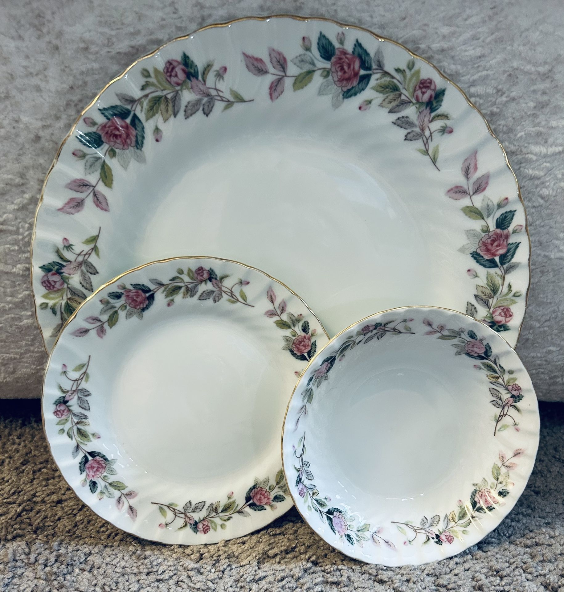 Creative Fine China Regency Rose Dinnerware
