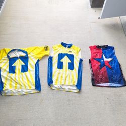 Bicycle Jersey 3XL XL M
$20 EACH Like new perfect for ms150 charity bike ride

Far left is a 3XL I have a short sleeve and a no sleeve in this shirt. 