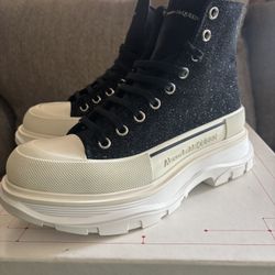 Alexander McQueen Glitter Women's Tread Slick Boot in Black/white Size 40