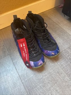 Galaxy Foamposite SIZE 9.5