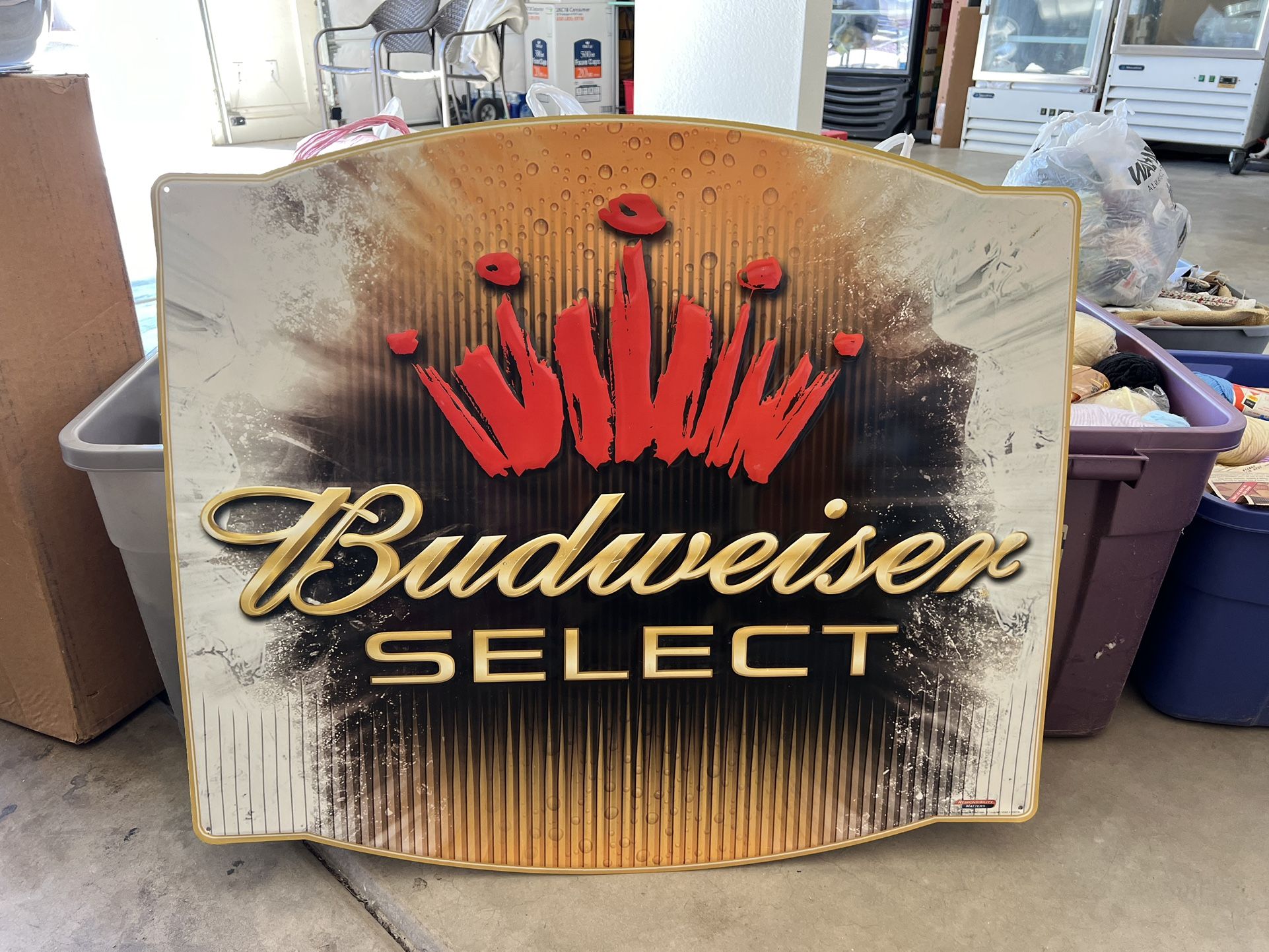 XL BUDWEISER SELECT 2004 METAL TIN EMBOSSED BEER SIGN 32