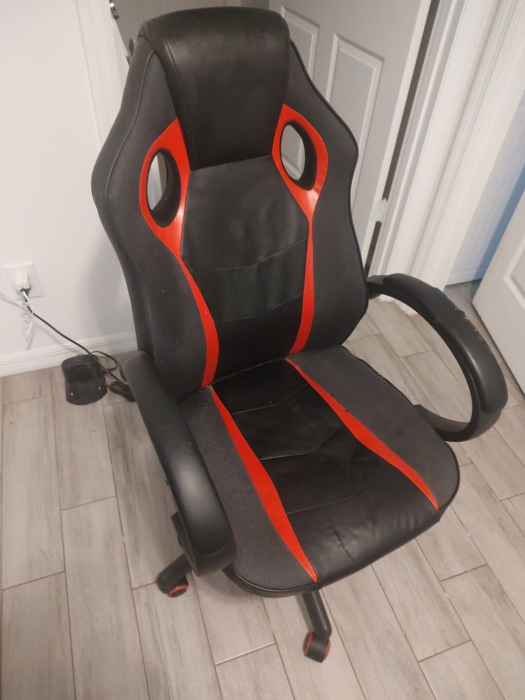 Used Gaming Chair for Sale in Port St. Lucie, FL OfferUp