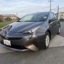 2016 Prius 3 Clean Title 