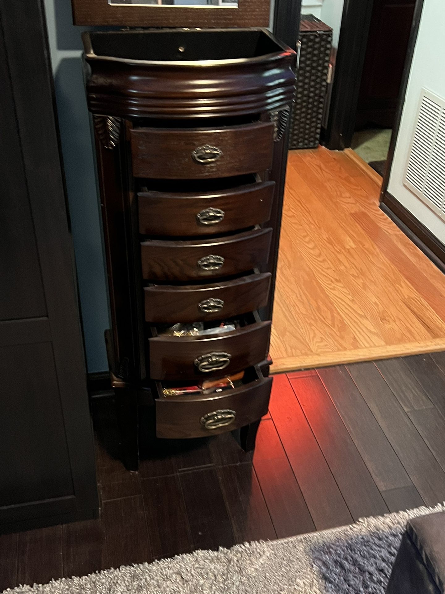 42” Tall, 6 Drawer Jewelry Case