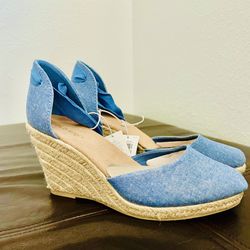 Canvas ankle wrap espadrille wedges. Size 6, Denim Color, Brand New