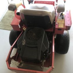 Country Clipper JAZee Lawnmower 