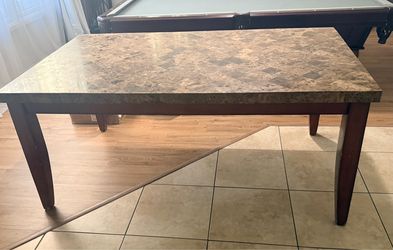 Free kitchen table