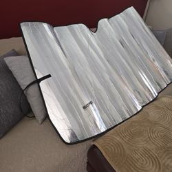 Windshield Sun Shade for Dodge Caravan