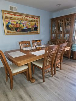Dinning Table