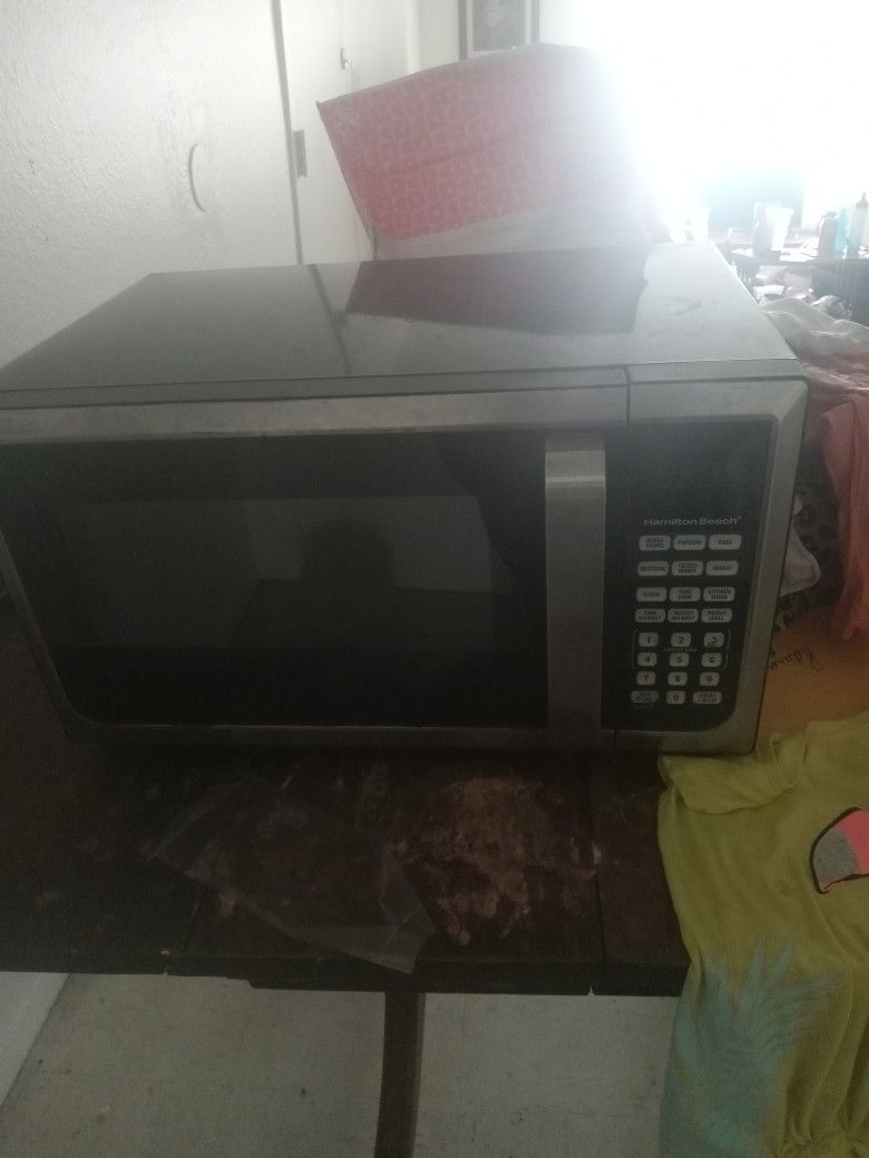Hamilton Beach Microwave