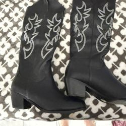 Cowgirl Boots $10