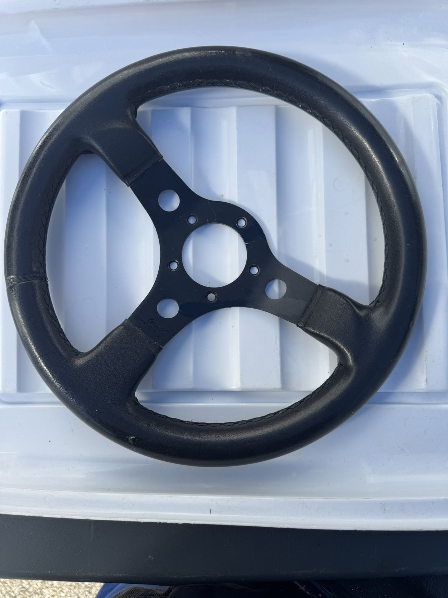 Grant Formula GT steering wheel