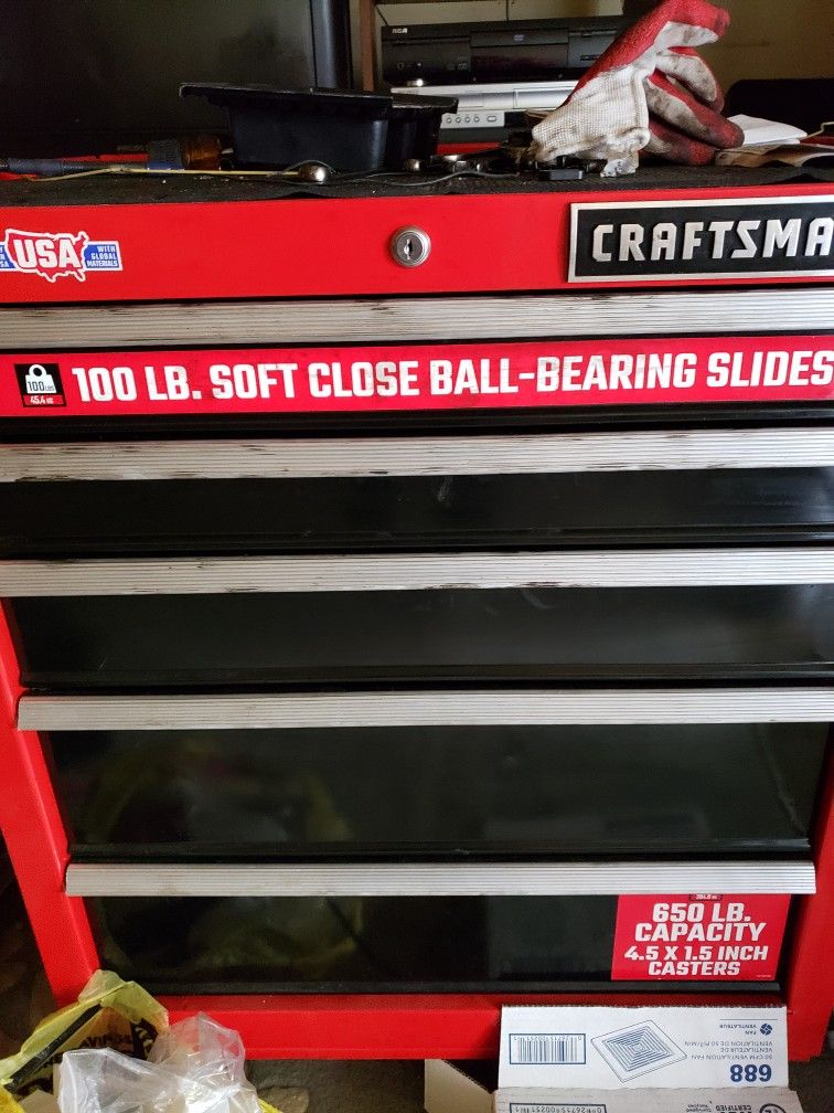 Craftsman Tool Box With 300 Pieces Craftsman Tool Set