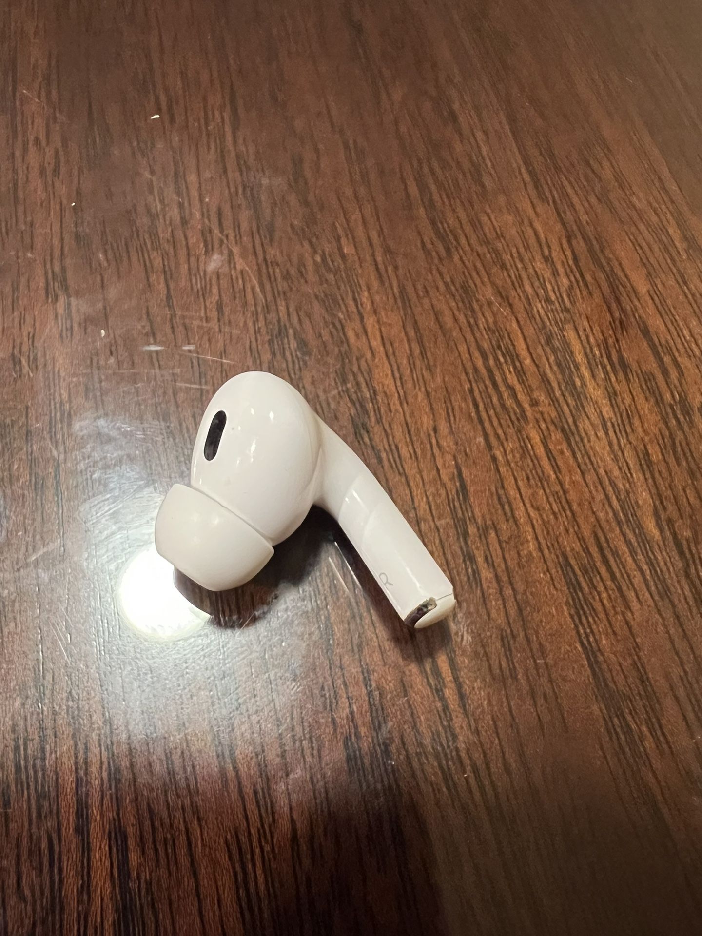 Apple AirPods Pro 2nd Gen Earbud (Right Ear Only) A2698