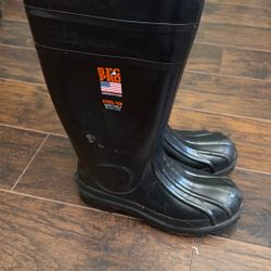 Size 8 Boots 
