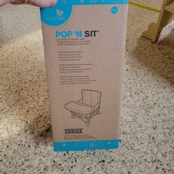 Pop 'N Sit Portable Seat With Tray