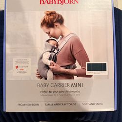 Baby Bjorn Mini carrier