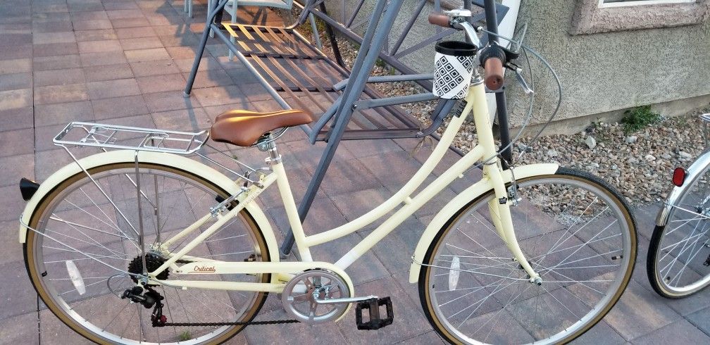 Critical Cycles Beaumont 7 speed step thru city bike