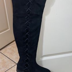 New Black Lace Up Windsor Boots