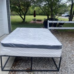 Pillow Top Hybrid Queen Mattress