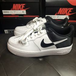 Nike Air Force Size 6 New