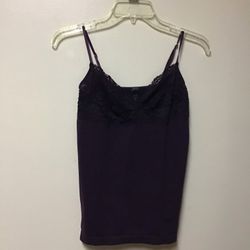 Women’s BANANA REPUBLIC Nylon/spandex purple stretch camisole with adjustable straps… Size medium