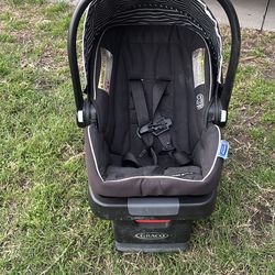Baby car seat