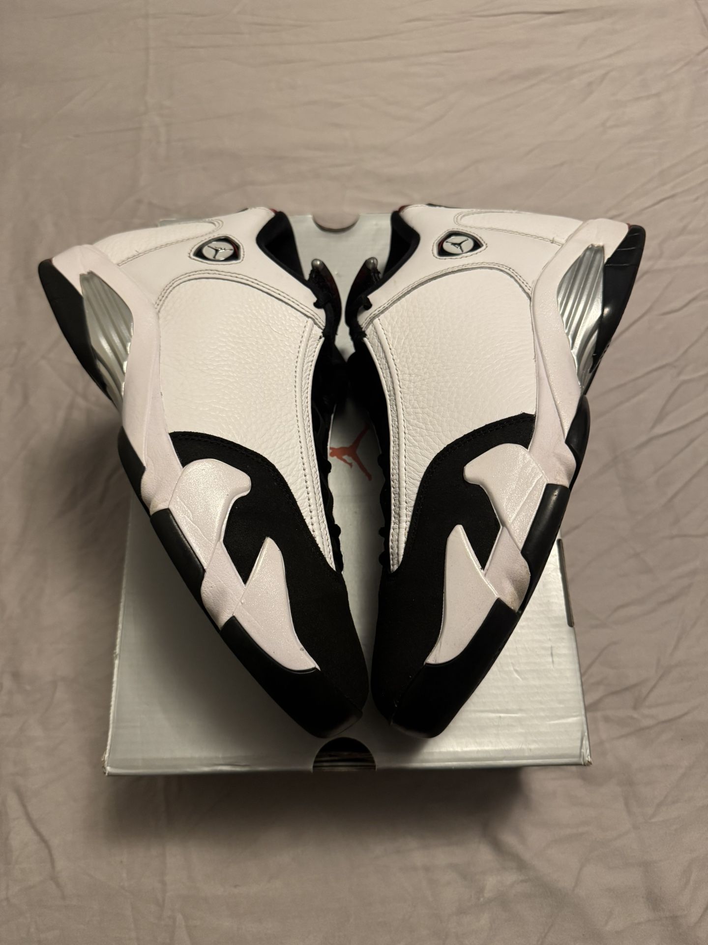 Air Jordan 14 Black Toe