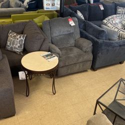 Large recliners for 399 brand new two colors to choose from brown or blue gray