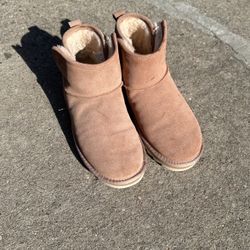 I Am Selling This Aldo Shoes For The Winner 