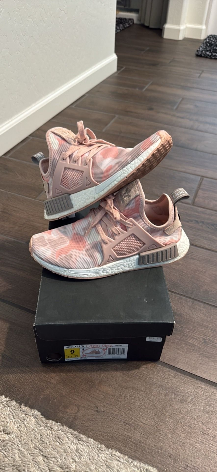 Adidas Women’s Camo NMD size 9