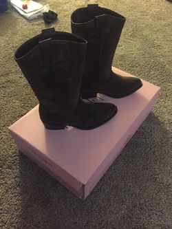 New size 12 lil girls boots