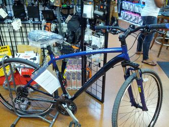 Specialized Cross trail Hybrid bicycle XL